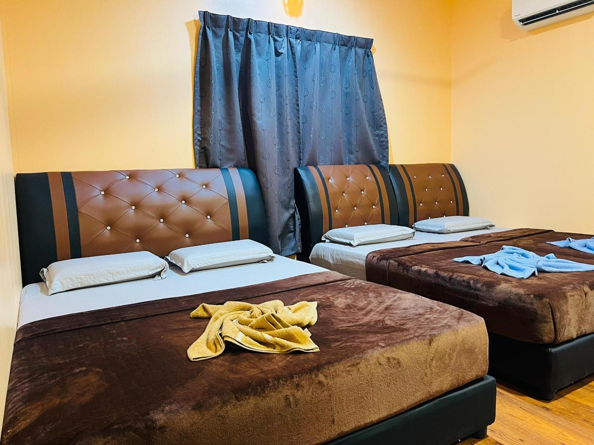 Sukau Backpackers B&B Bagian luar foto